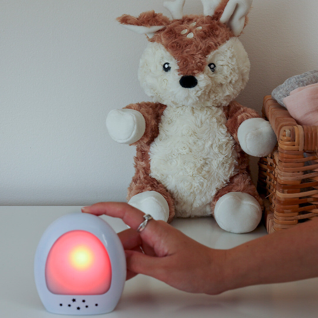 Cloud.b knuffelreekalf met nachtlamp en geluid