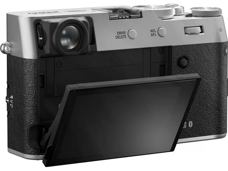 Fujifilm Fotokamera X100VI Silber Kompakte Digitalkamera mit anspruchsvollem Design und intuitiver Bedienbarkeit