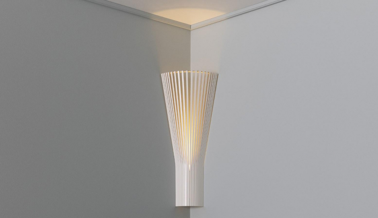 Secto Design Secto 4236 wandlamp hoek zwart