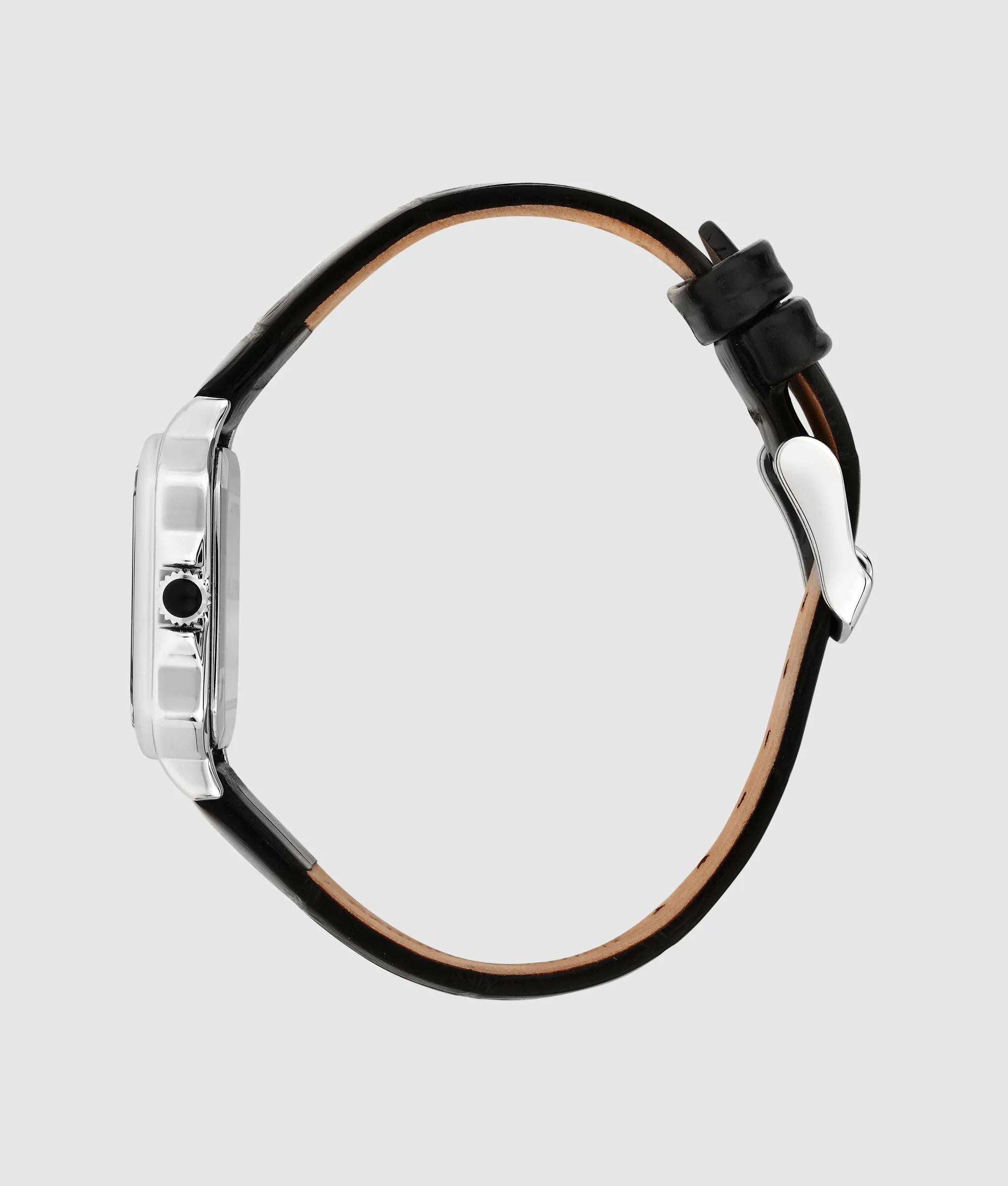 Horloge met leren band en vierkant logo