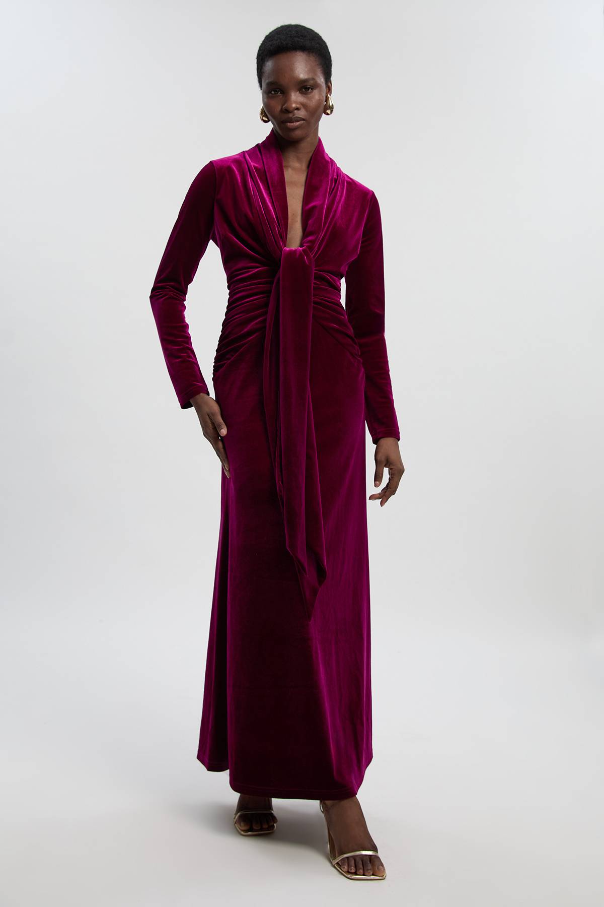 KarenMillen Robe portefeuille maxi en velours à manches longues avec décolleté en V