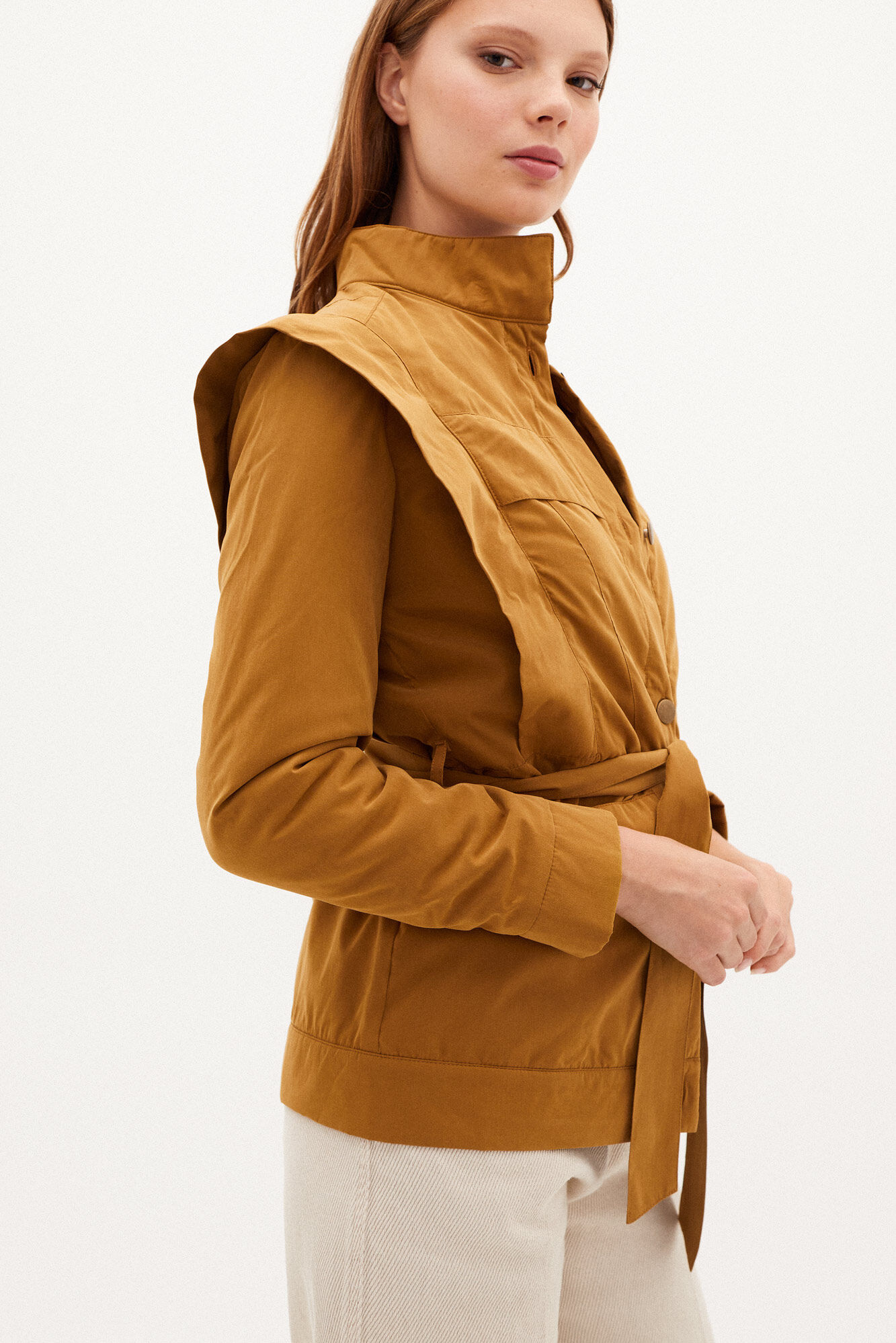Andrea Chaqueta short impermeável Saharan - Bege