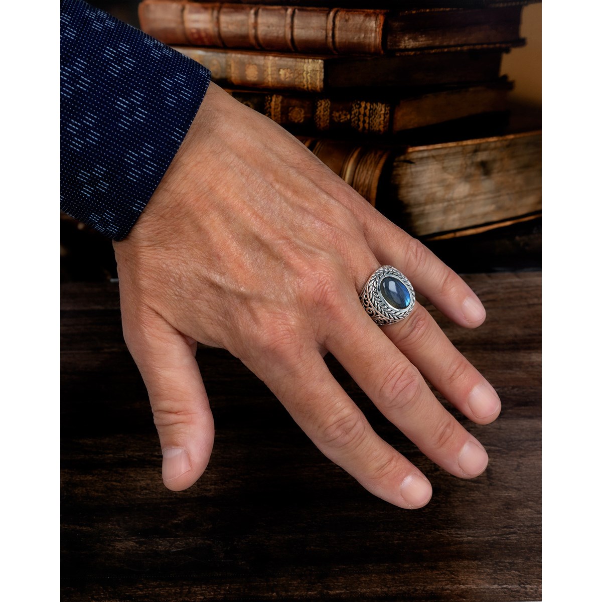 Bague Homme Argent Vieilli et Labradorite Ovale Bleue | Aden Boutique
