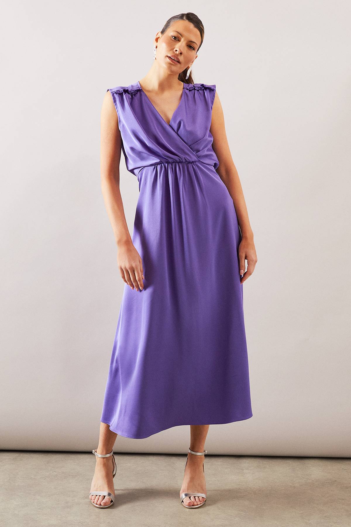 Wallis Robe Portefeuille en Satin à Taille Froncée