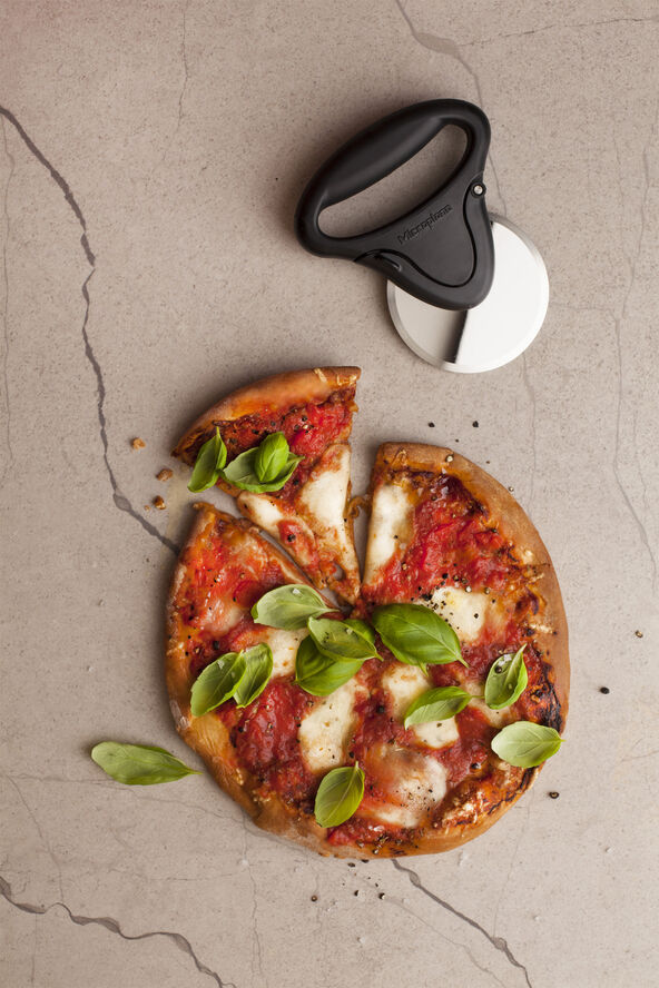 Microplane Pizzahjul, sort Sølv/sort