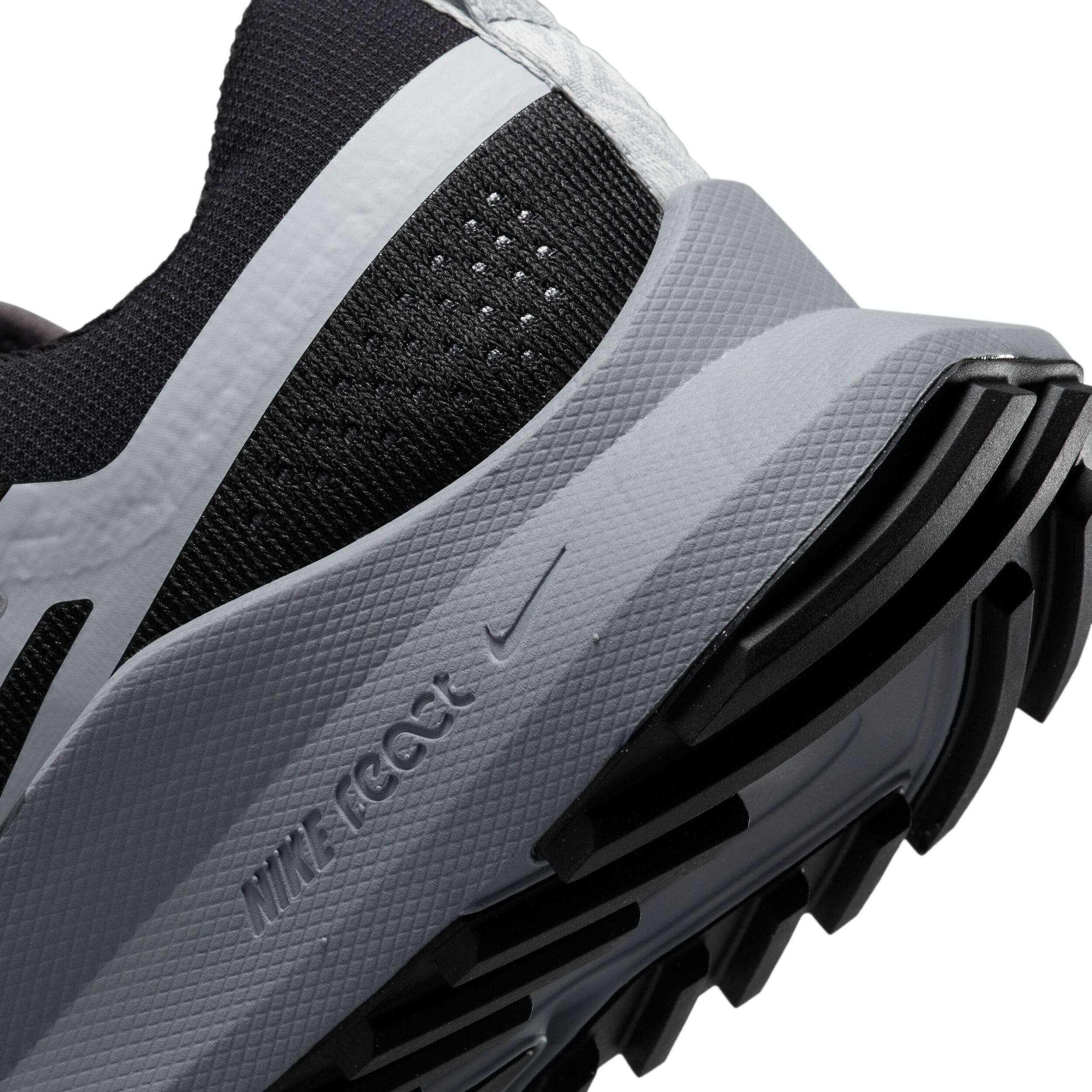 Nike Pegasus Trail 4 Chaussure Trail Femmes - Noir , Gris