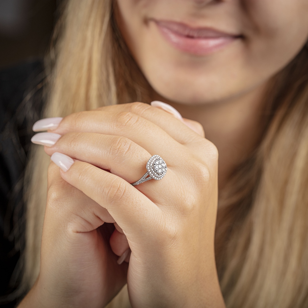 1.00 Karat Diamanten Halo Damenring 750/18 K Weissgold