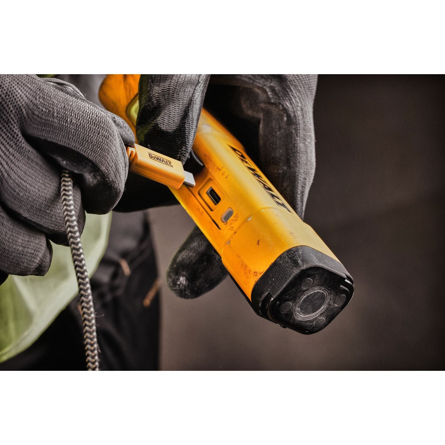 DeWALT DCL183 Zaklamp USB-C