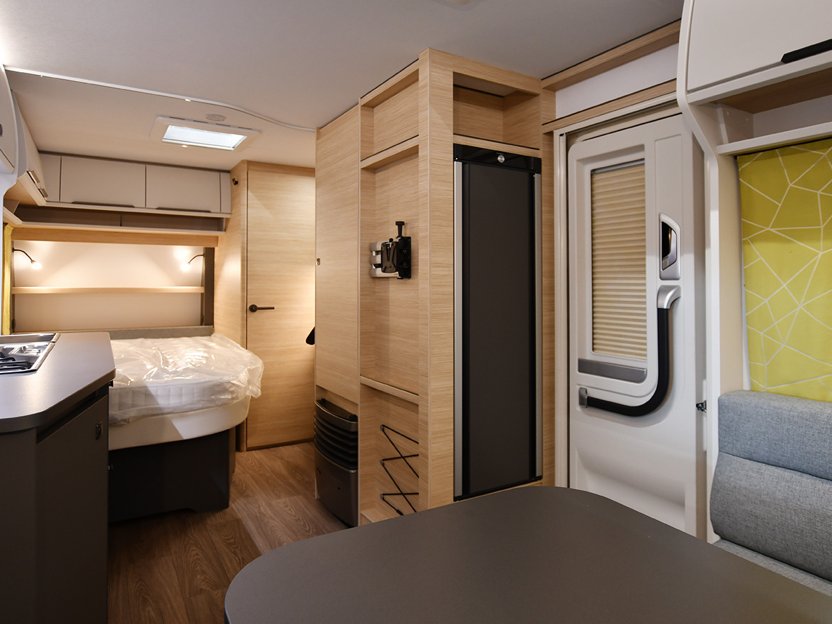 Fendt Apero 495 SFB 2024 caravan