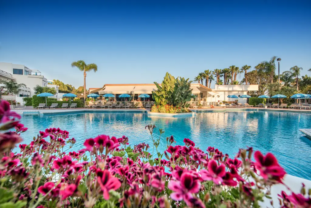 Fly & Go Acacia Resort Logies en ontbijt - Hotel
