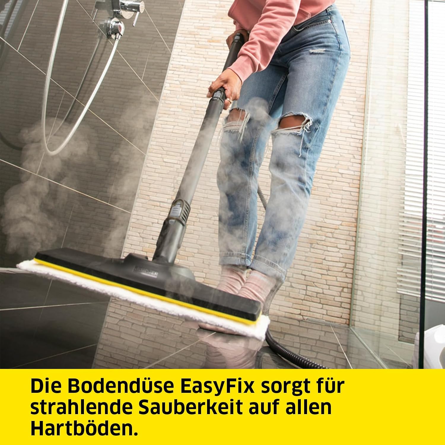 Kärcher Dampfreiniger SC 2 Deluxe, Flächenleistung: ca. 75m², Tank: 1 l, Dampfdruck: max. 3,2 bar, Aufheizzeit: 6,5 min., Heizleistung: 1.500 W, mit Bodenreinigungsset EasyFix und 3 Düsen