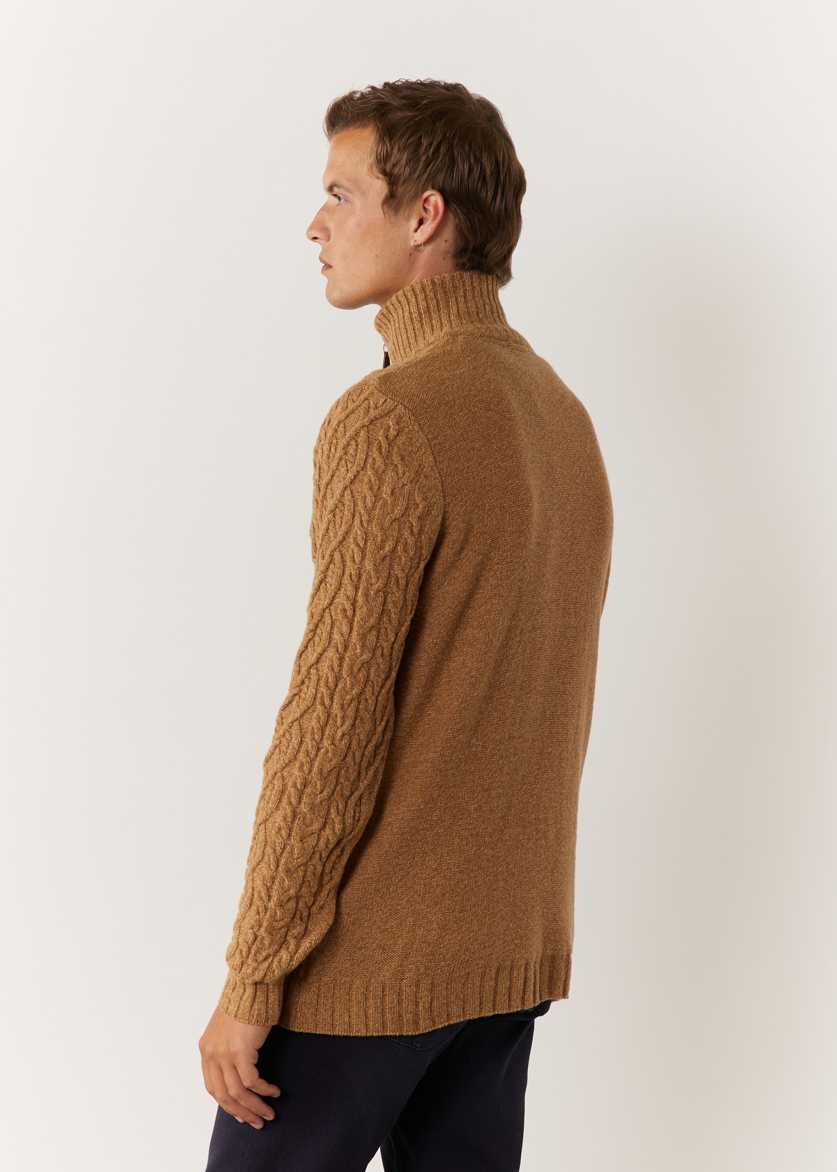 Pull col zippé en laine mélangée unie camel