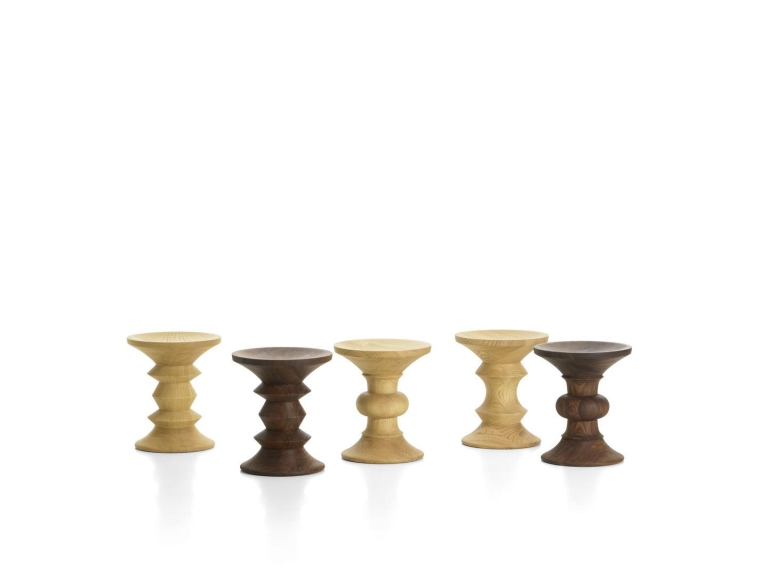 Vitra Stools bijzettafel Model B Chestnut