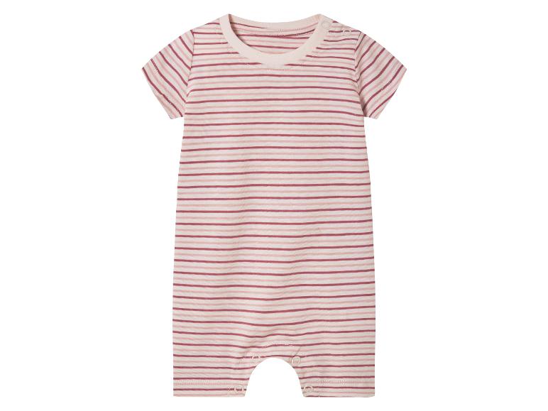 2 baby pyjama's