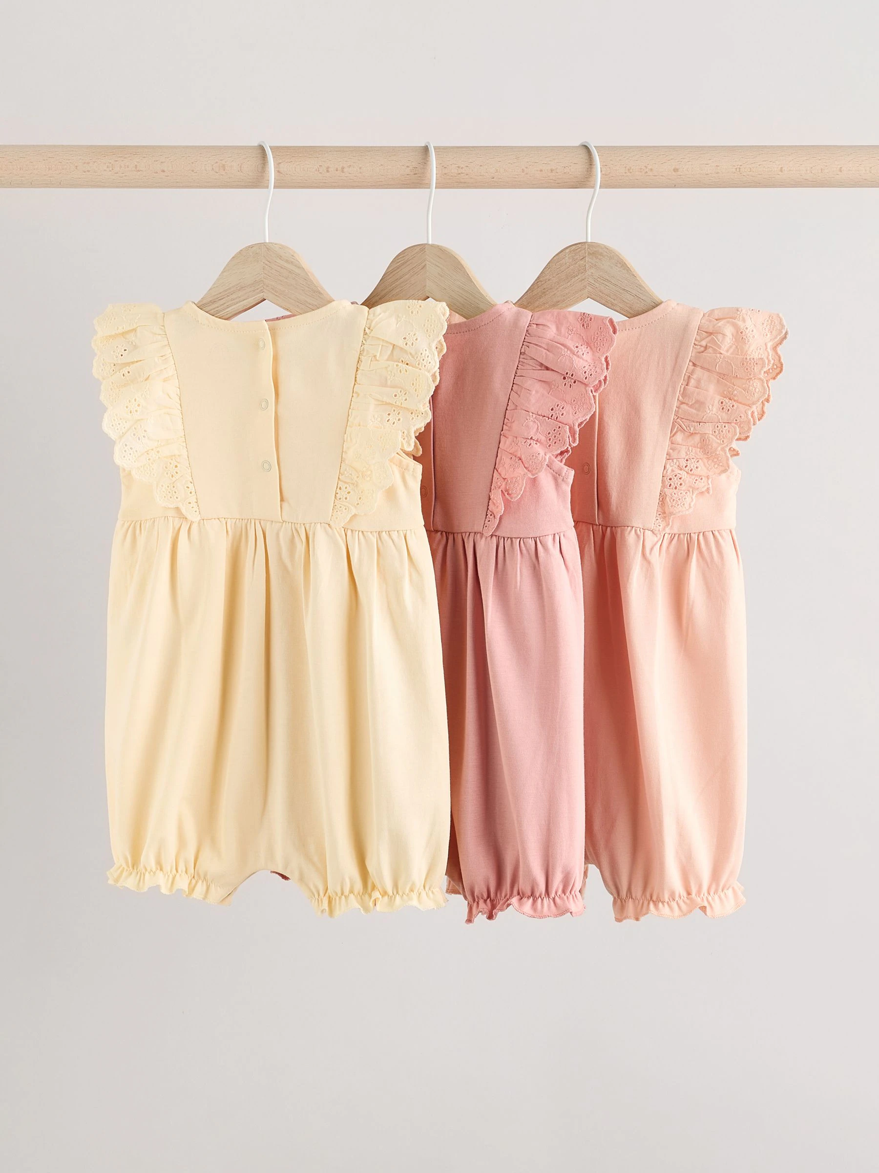 Ton-sur-ton roze - Broderie 3 Babyrompers