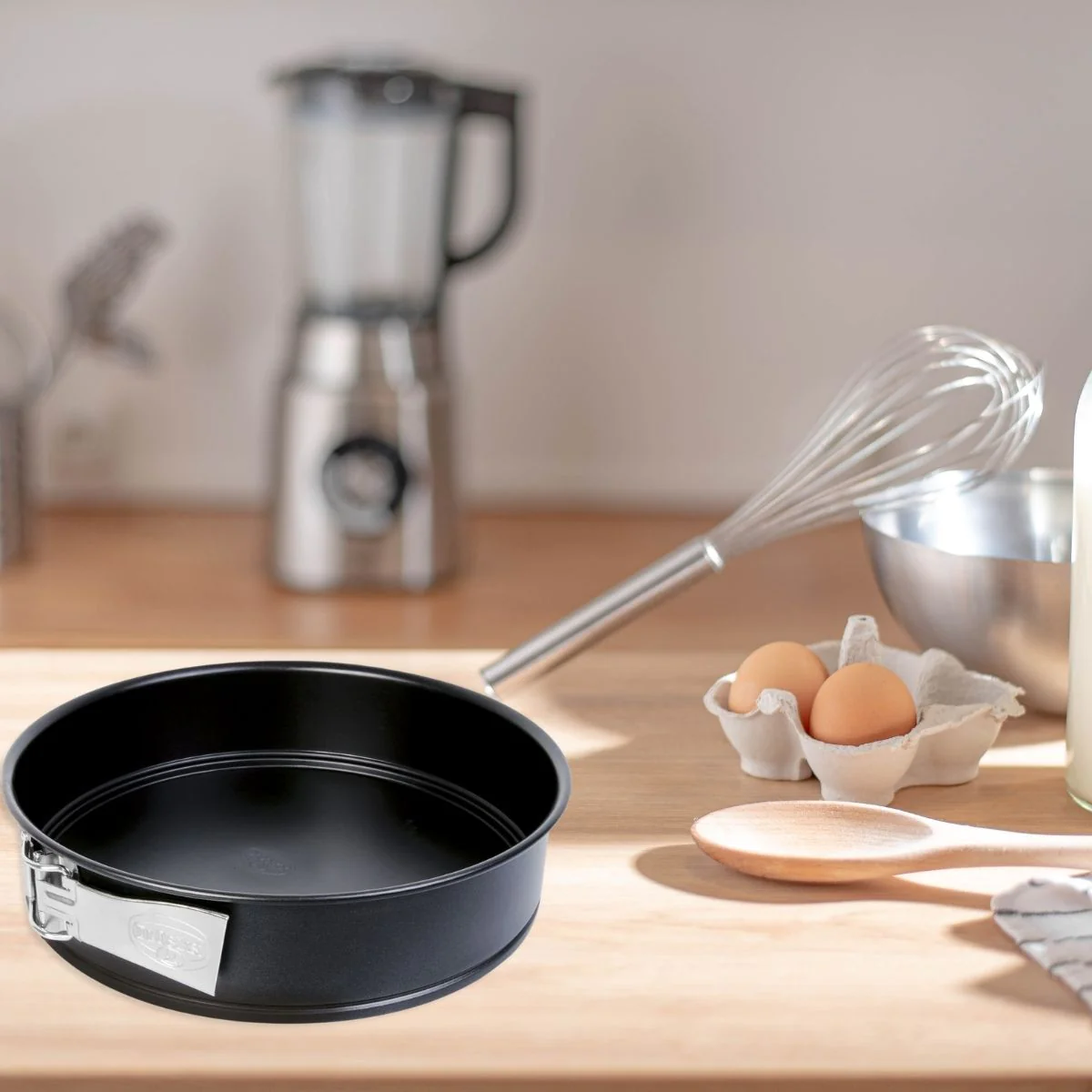 Moule à manqué à charnière 28 cm Tradition Dr. Oetker