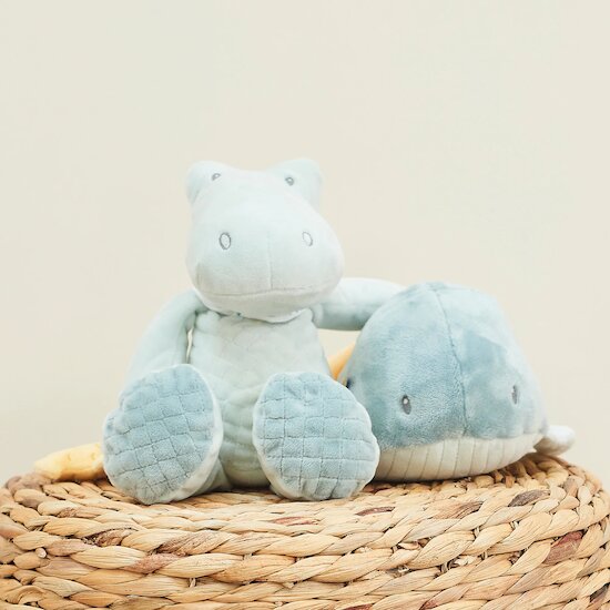 Romeo, Jules et Sally Peluche   Sally la baleine        35 cm   de               Nattou