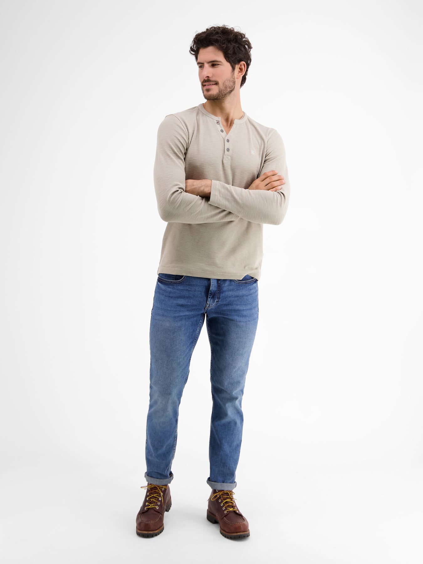 Langarmserafino mit Logostitching