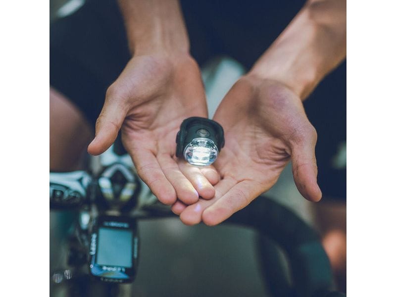 Lezyne Velolampe Femto USB C Drive Front V2 Fahrradbeleuchtung