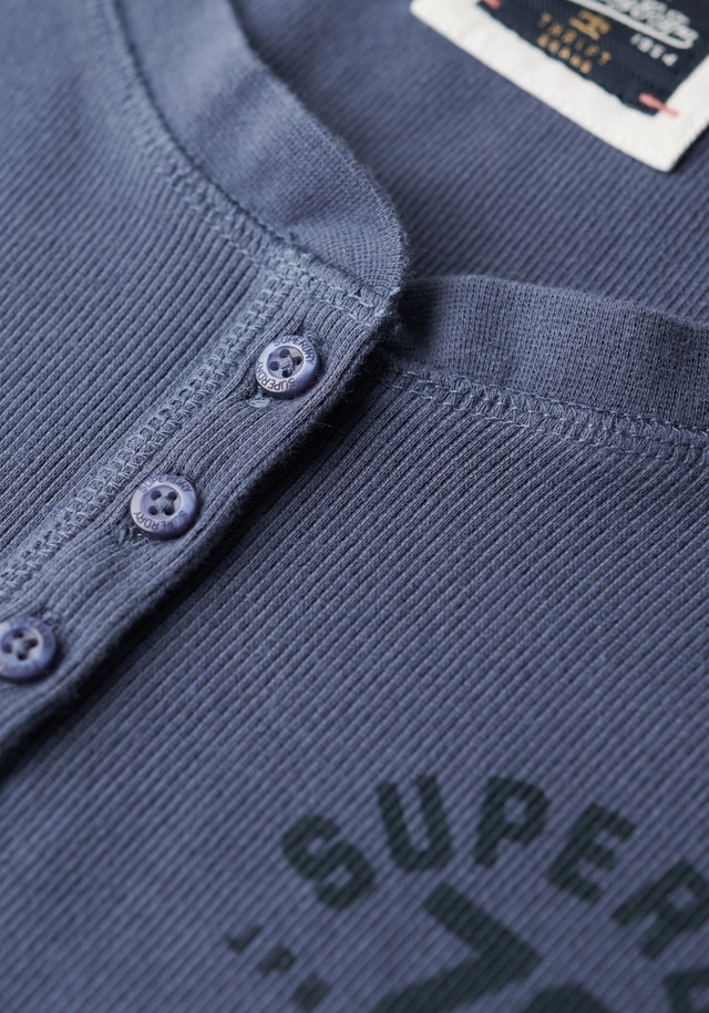 Superdry Langarmshirt »ATHLETIC BUTTON DOWN LS TOP«, im Henley-Stil