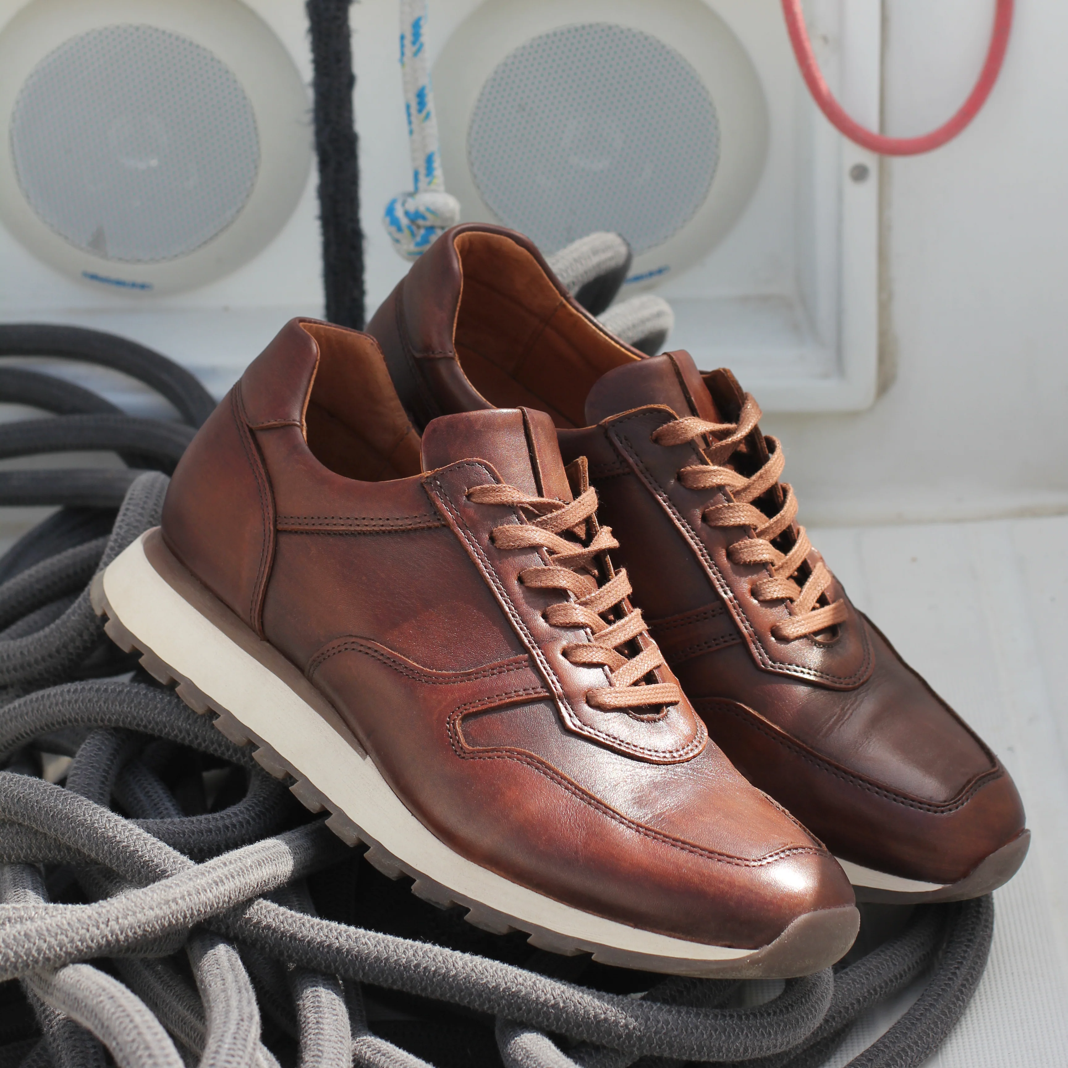 Jacky-Sneakers / basket en cuir marron