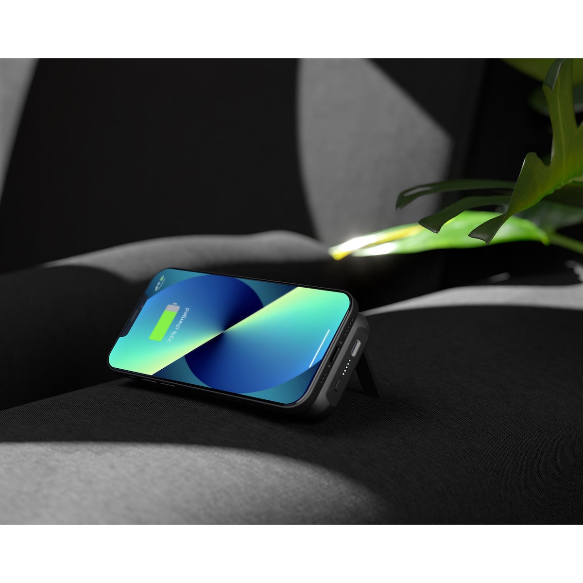 Zens Magnetic 4000mAh trådløs powerbank med stativ