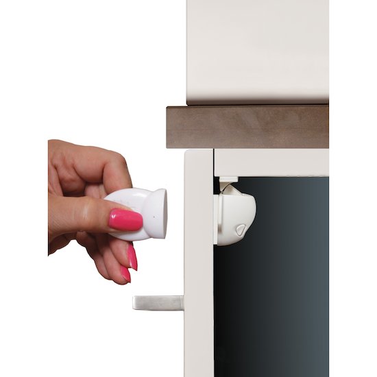 Adhésif Mag lock® 4 serrures et 1 clé   de               Dreambaby