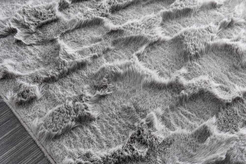 Moderner Teppich DUNE 230x160cm anthrazit Hochflor Indoor-Teppich Hoch-Tief-Effekt Faux-Fur