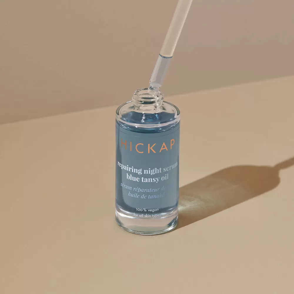 HICKAP Repairing Night Serum Blue Tansy Oil - 30 ml.