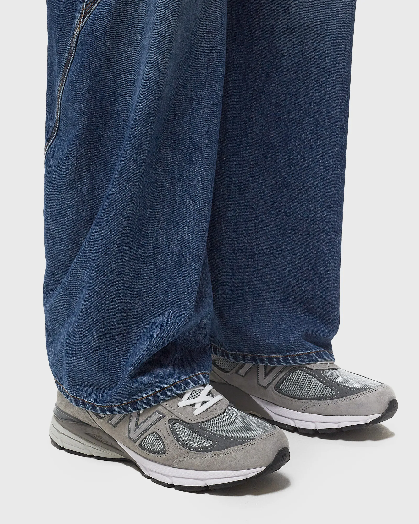 New Balance 990