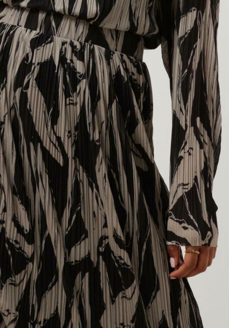 MSCH COPENHAGEN zwarte msch copenhagen pliss&eacute; rok mschjaniella illeora skirt aop