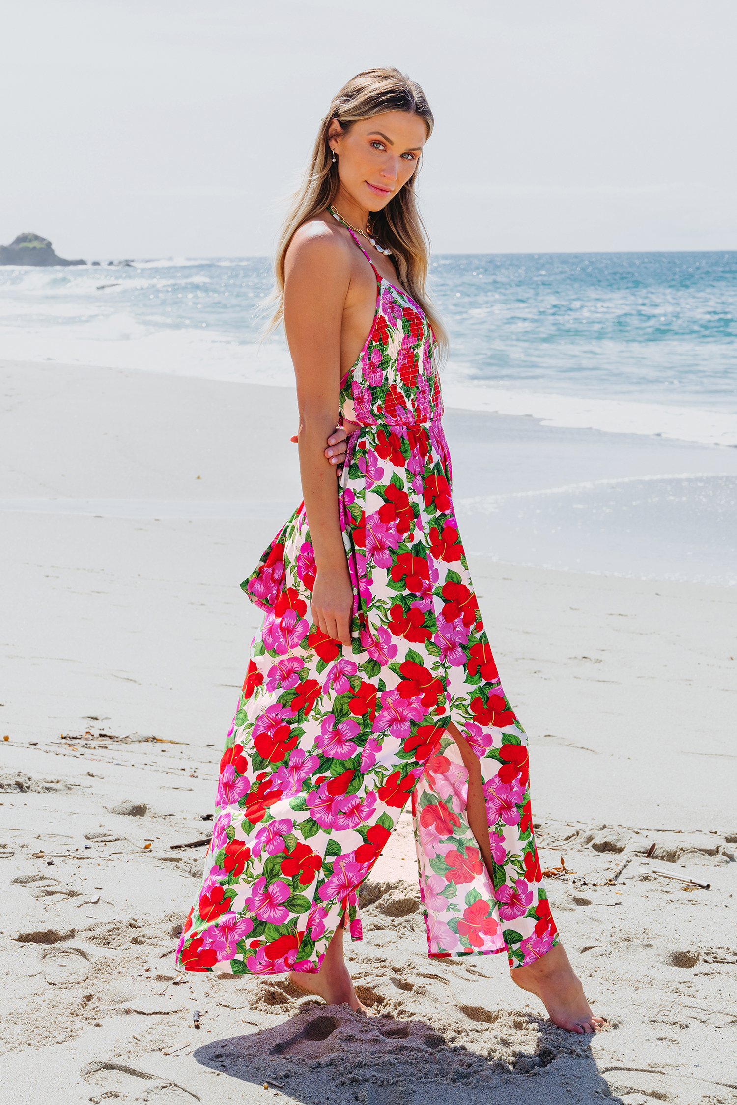 Robe maxi avec col licou et corsage à smocks à fleurs
