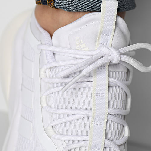 Baskets AlphaBoost+ HP6143 Cloud White