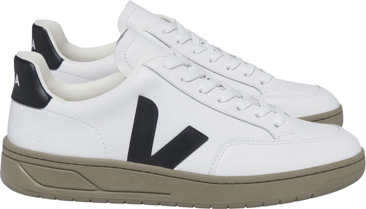 Veja V-12 Extra-white_black_dune
