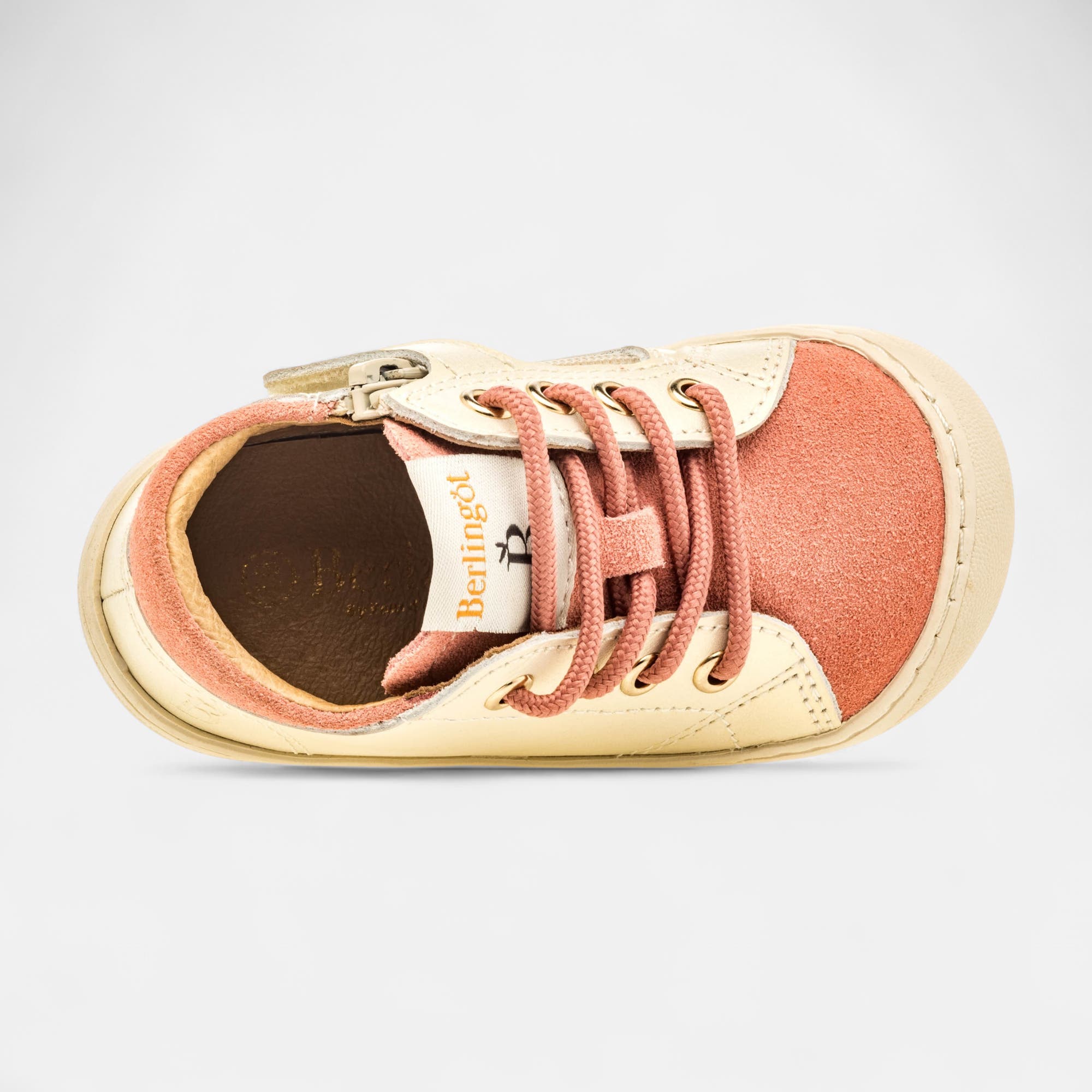Baskets basses Bébé fille en cuir rose