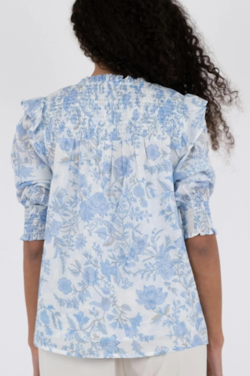 Neo Noir Davina Rose Field Blouse light blue