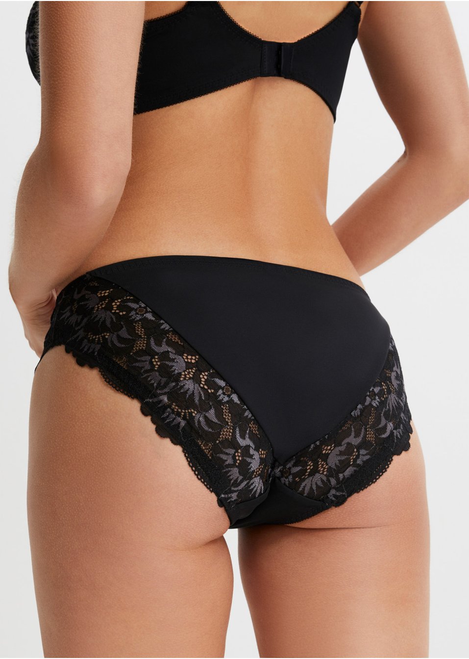 Slip avec polyamide recyclé