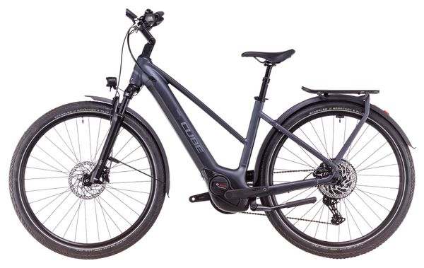 VTC Électrique Cube Touring Hybrid Pro 625 Trapeze Shimano Cues 11V 625 Wh 700 mm Gris Metallic 2025