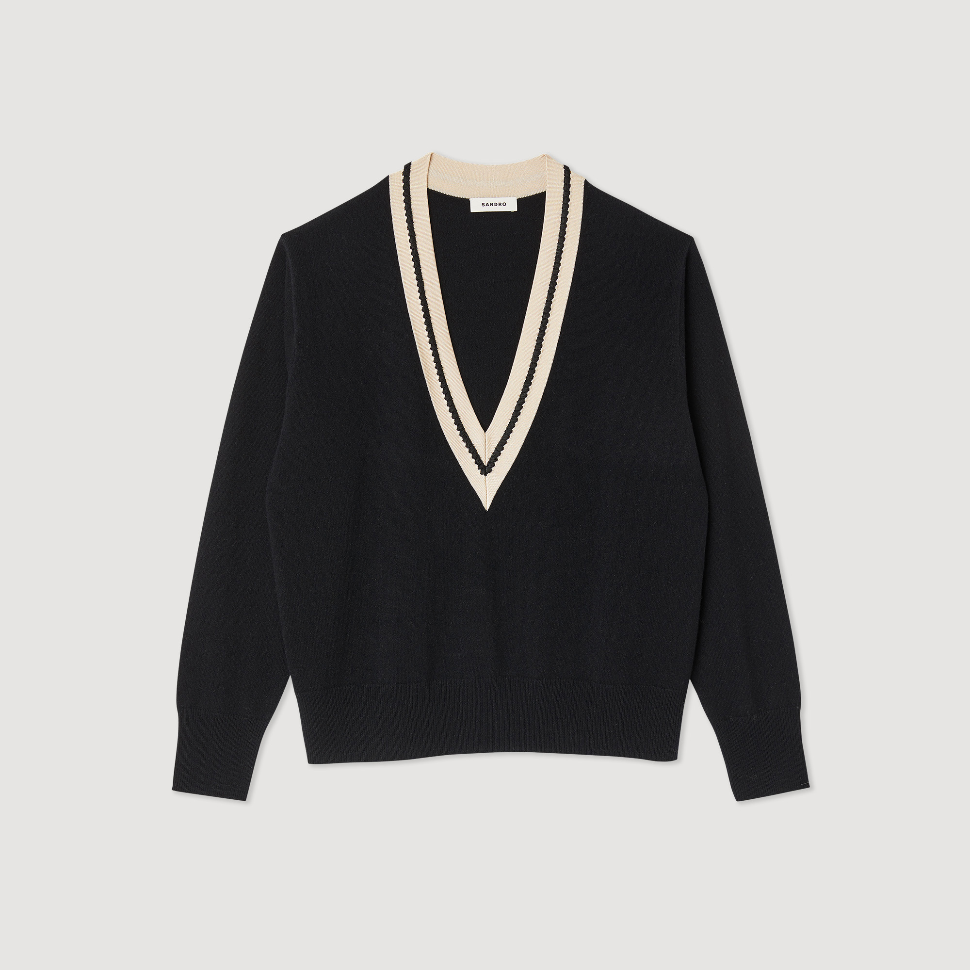 Pull au col V contraste