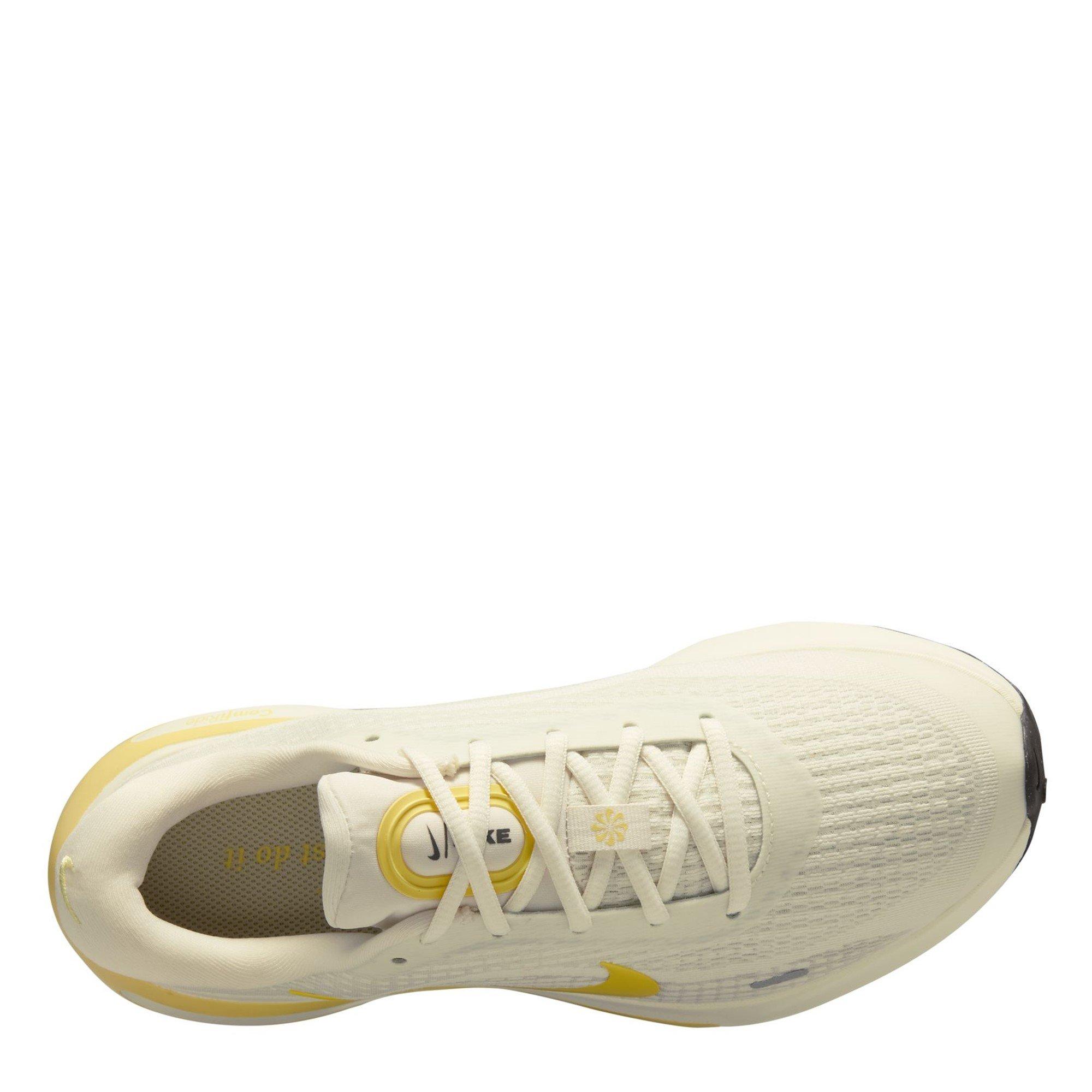 Nike Journey Run Womens Road Running Shoes