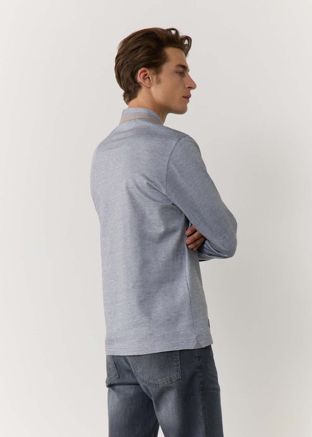 Polo manches longues Slim en coton gris perle à pois à col officier