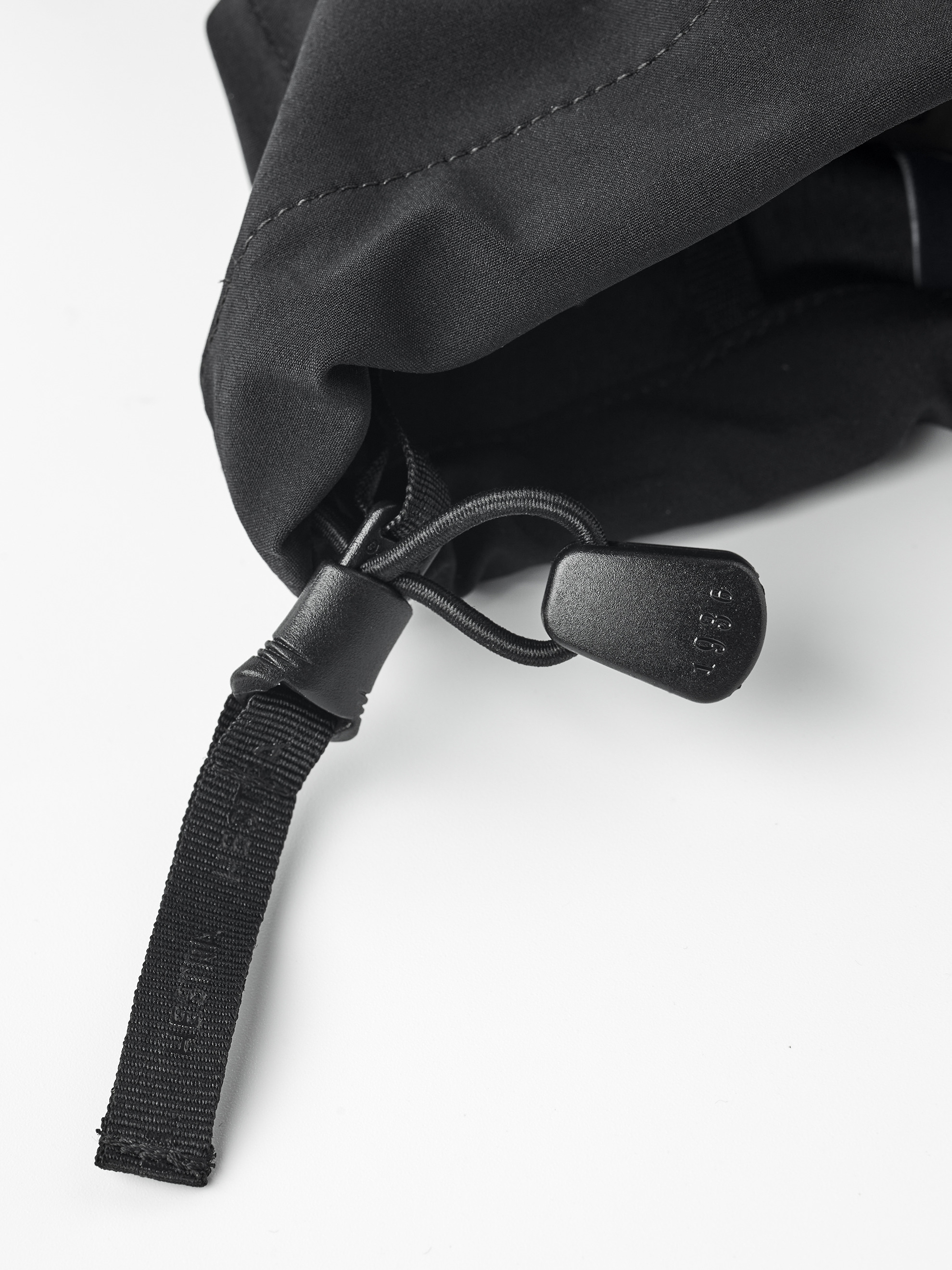 Seam Sealed Shell Mitt