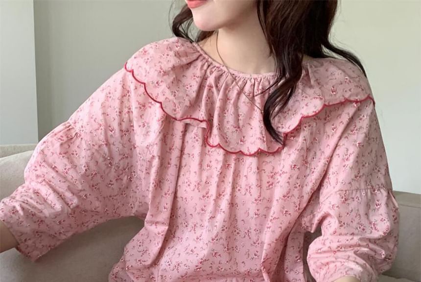Sadelle - 3/4-mouw pyjamajurk met bloemenprint / pyjamatop / broek / set
