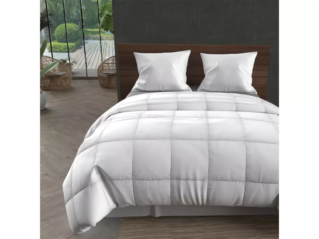 Couette blanche 220x240 cm CONFORT toutes saisons, par Intemporel