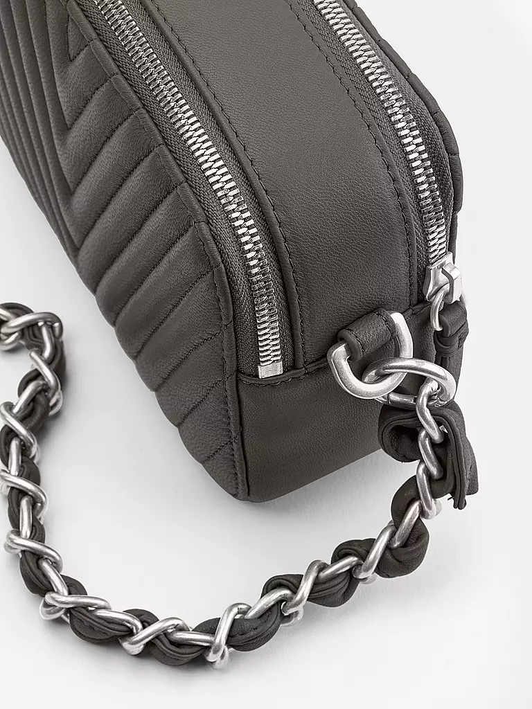 LES VISIONNAIRES Ledertasche - Mini Bag ELLA QUILTING schwarz