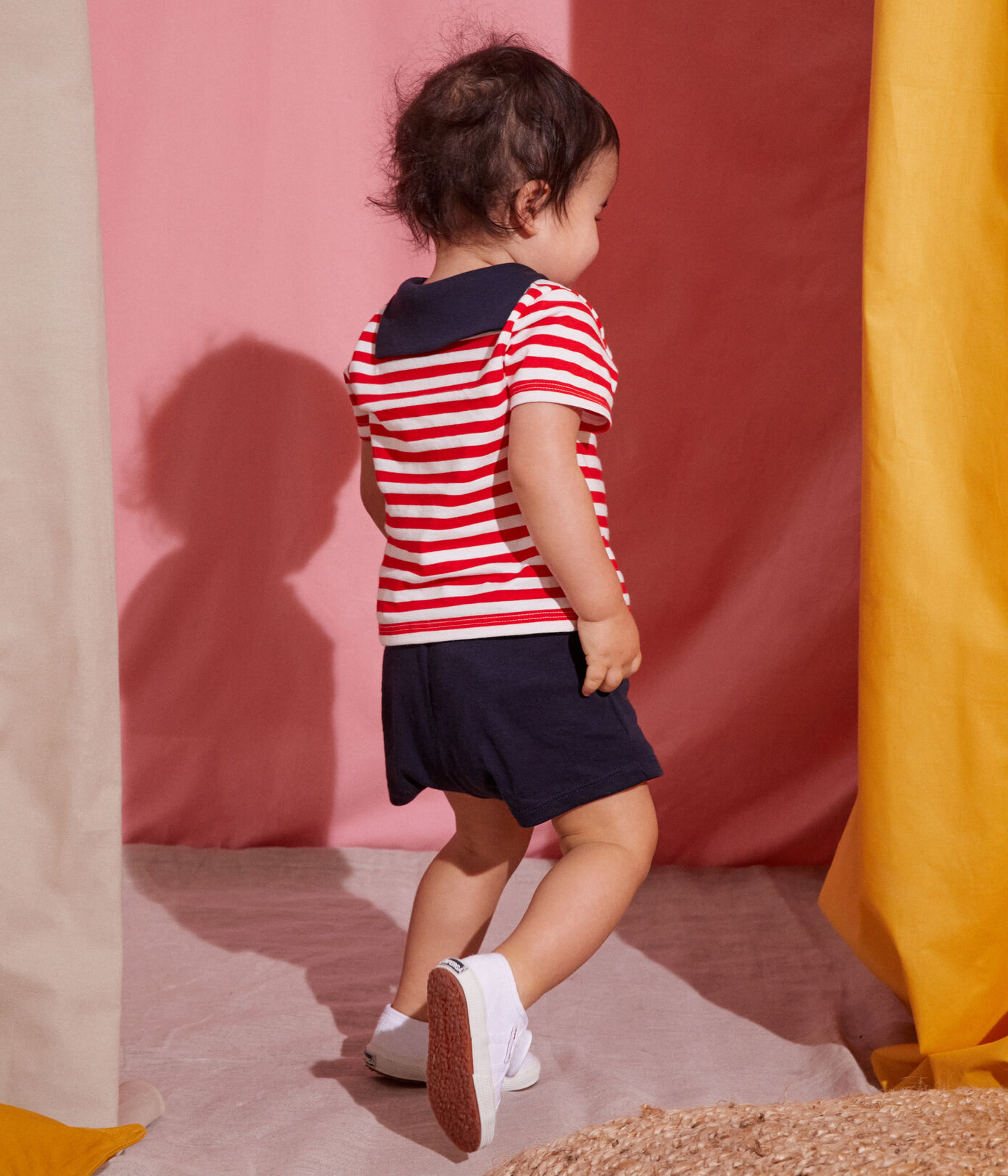 Ensemble deux pièces style marin bébé