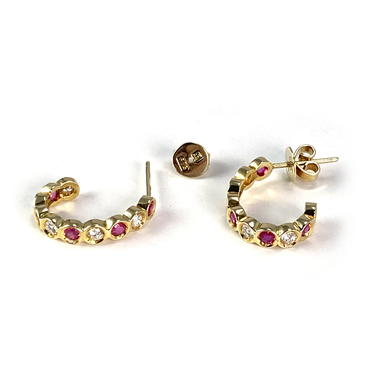 Boucles d'oreilles d'occasion or 585 jaune diamants et rubis