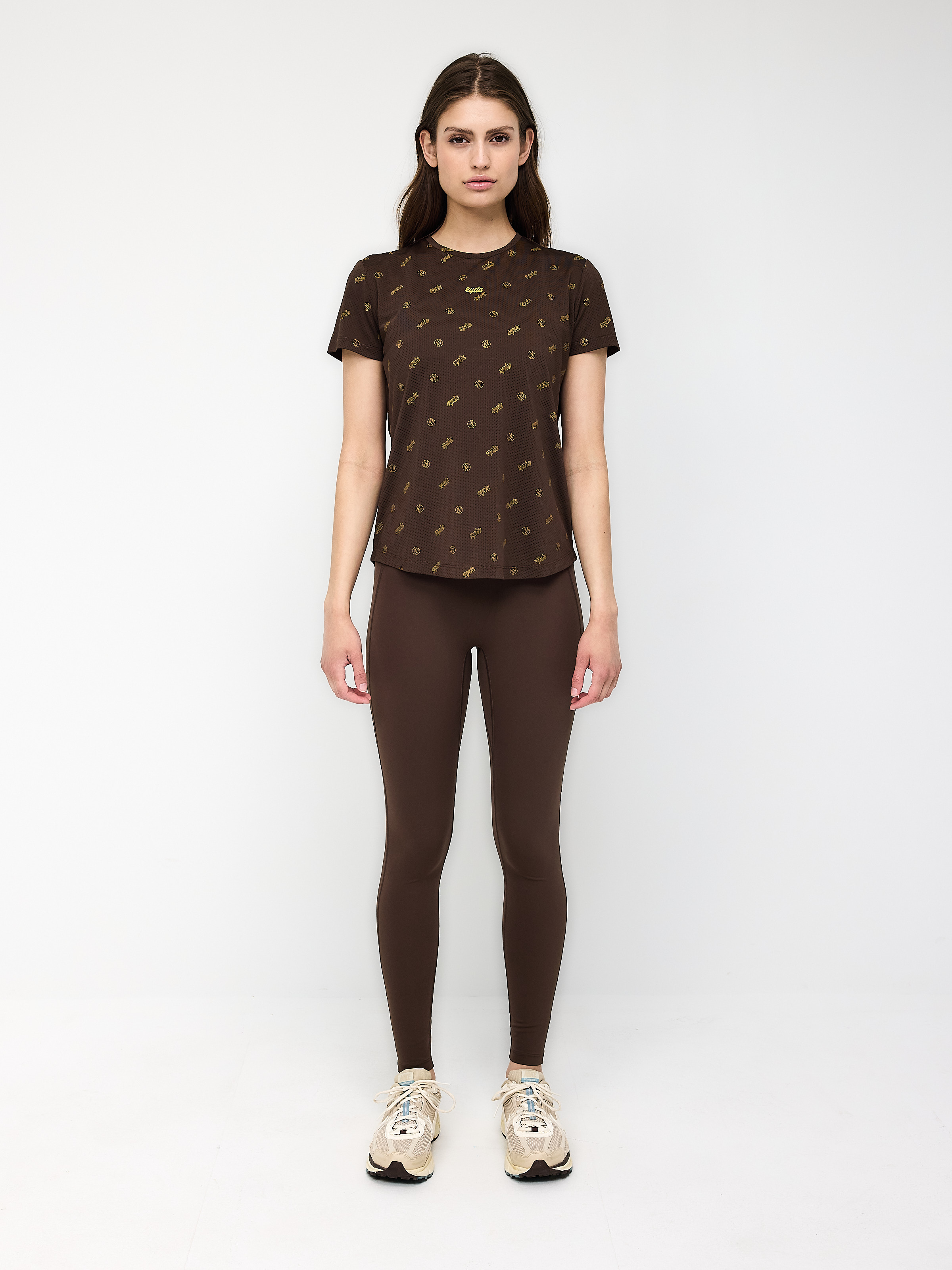 Eyda Hannah Tee Bear Brown\Logo Print