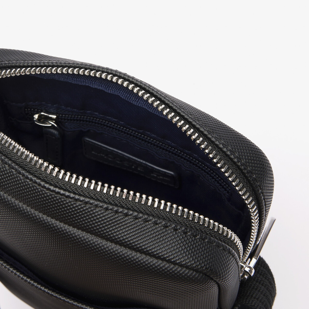 LACOSTE<br>Bolsa de tecido acolchoado masculina clássica