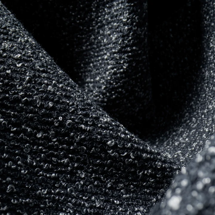 Gubi - Beetle Dining Chair Frontpolsterung (Conic Base), Schwarz / Enzo Degli Angiuoni (0023)